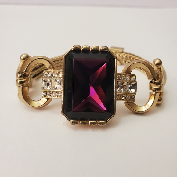 Faux amethyst gold tone statement costume bracelet - Picture 4 of 7